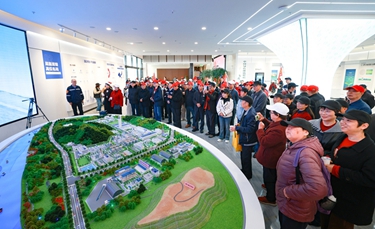 傳承奮斗薪火共譜宜化新篇！宜化集團開展退休干部職工重陽節活動(圖1)