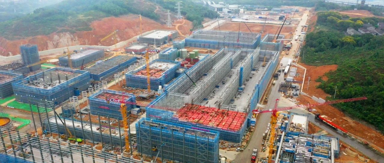 化機公司黨委書記、董事長、總經(jīng)理楊中澤到項目現(xiàn)場檢查工作